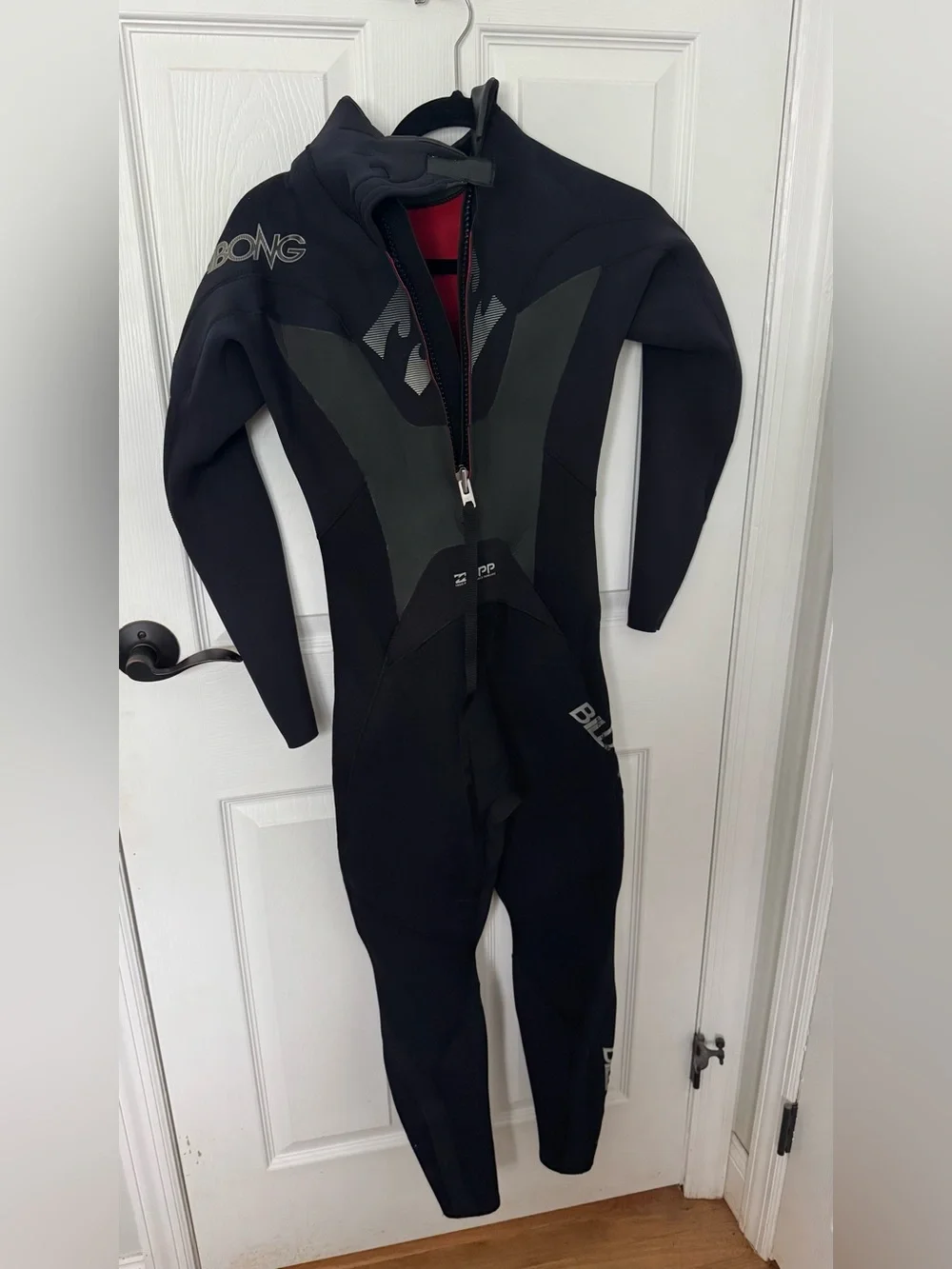 Mens Billabong Wetsuit 3/2 back zip